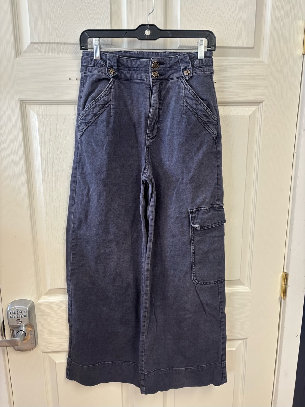 Pilcro wide-leg cargo jeans